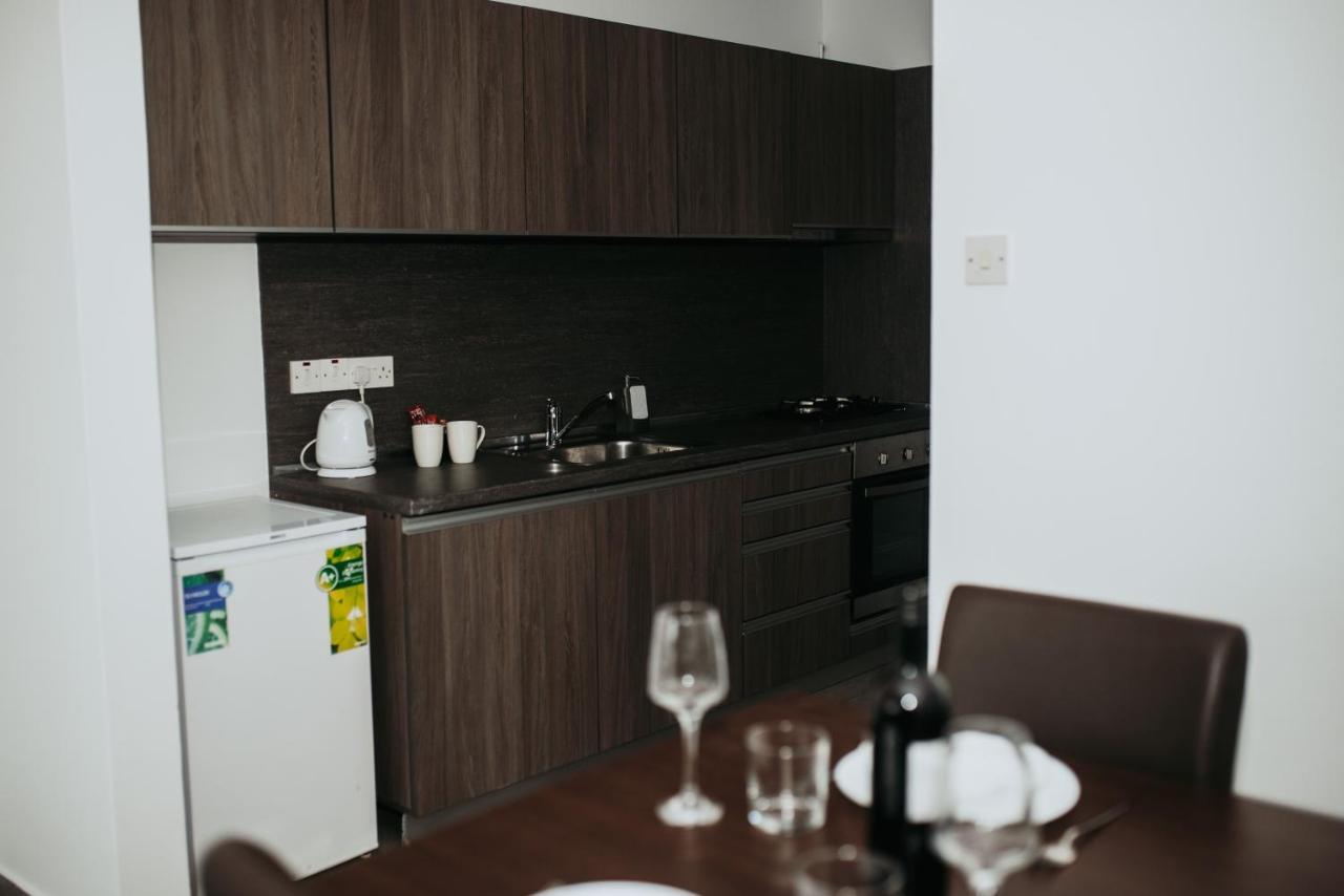 Ovis Hotel Apartments Ayia Napa Exterior photo